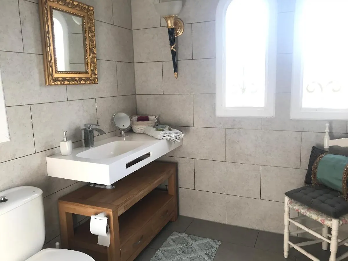 Villa Mit Meerblick, Indoorpool Und Wlan In Cala D' Or Cala D´Or 0*,  스페인